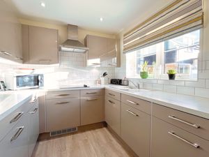 Photo 6- click for photo gallery